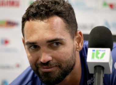 'Quem não quer Daniel Alves no elenco?', diz Gilberto sobre convite ao lateral