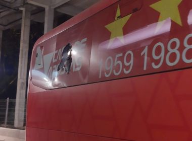 Atentado ao ônibus do Bahia ganha repercussão internacional; veja manchetes