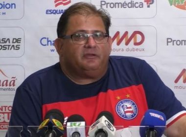 Guto destaca comprometimento do time após expulsão de Borel: 'Um correu pelo outro'