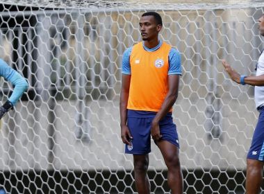 Com estiramento na coxa, Rezende segue como desfalque do Bahia para jogo contra o Vila