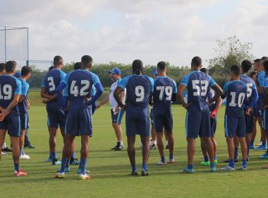 Após eliminação, Bahia volta para Salvador nesta quarta; André preocupa o DM
