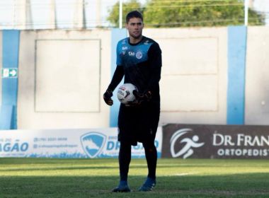 Após saída de César, Bahia solicita ao Confiança retorno de Dênis Júnior