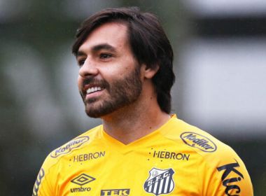 Reforço confirmado: Bahia assina com o meia Ricardo Goulart