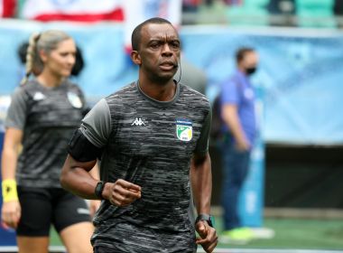 Luiz Flávio de Oliveira apita jogo entre Criciúma e Bahia