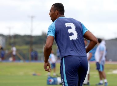 Com presença de Luiz Otávio, Bahia passa por testes em treinamento tático
