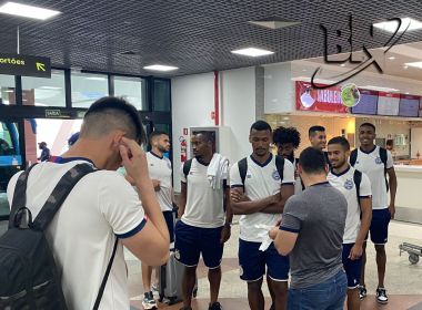 Delegação do Bahia embarca com desfalque para Chapecó; saiba detalhes