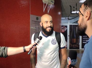 Elenco do Bahia desembarca em Maceió para decisão contra o CRB