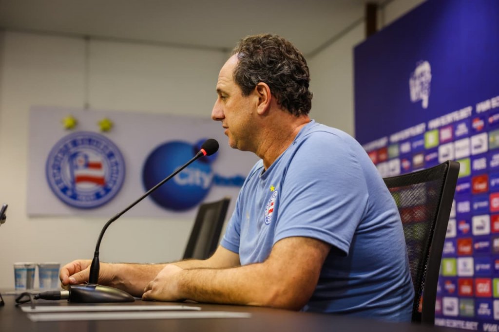 Rogério Ceni e a equipe do Bahia rompem jejum