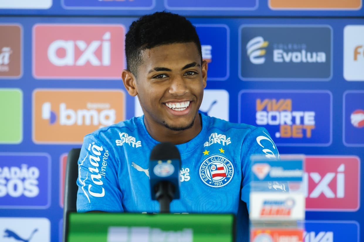 Kauê Furquim celebra aprendizado com Rogério Ceni no Bahia: 