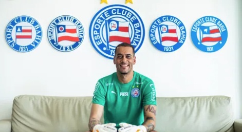 Bahia anuncia a contratação do goleiro Léo Vieira, ex-Chapecoense