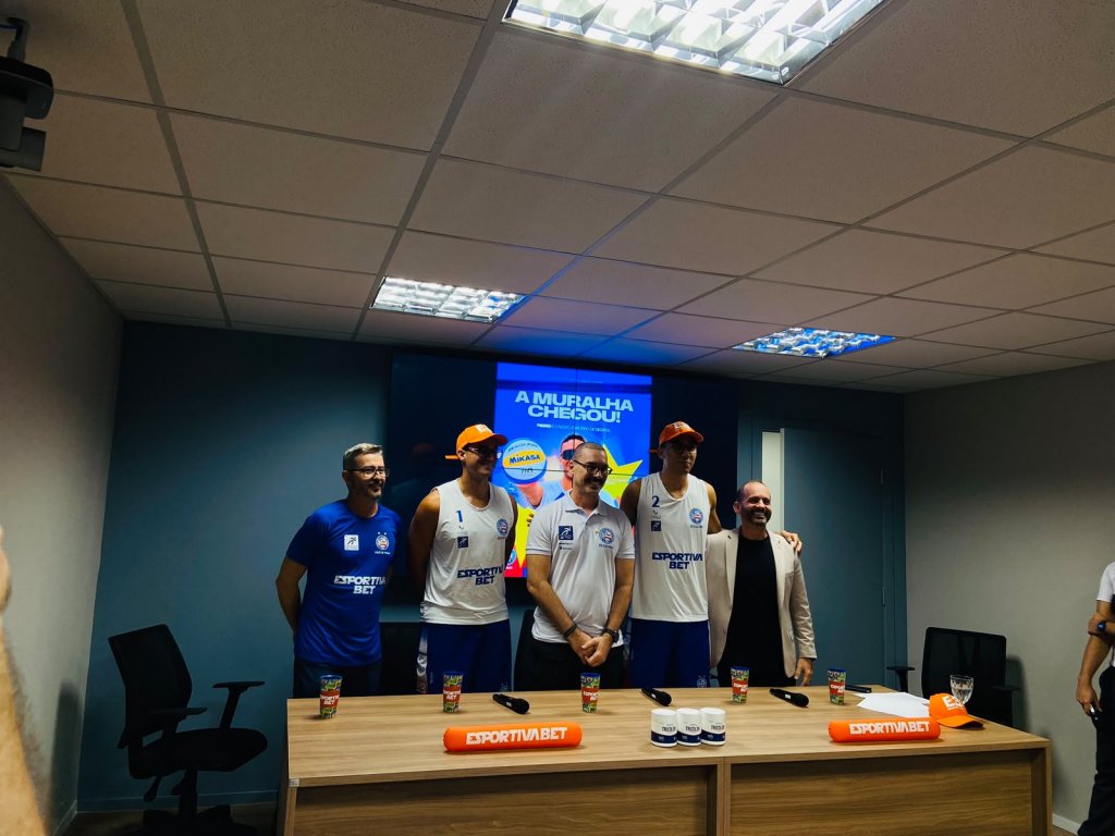 Emerson Ferretti destaca chegada de Pedro ao Bahia e mantém sonho olímpico: “Permanece vivo” 3 George Wanderley e Pedro Oliveira, nova dupla do Bahia no vôlei de praia