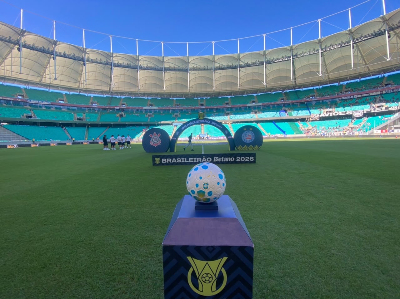 Bola rolando! Acompanhe em tempo real Bahia x Corinthians, pela 20ª rodada do Brasileirão