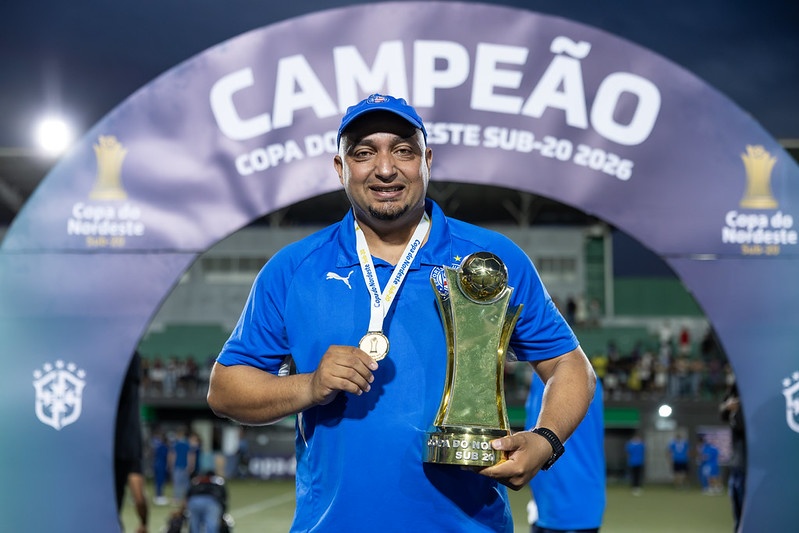 Saiba quem é Lucas Grillo, auxiliar que comandará o Sub-20 do Bahia na Copa do Brasil