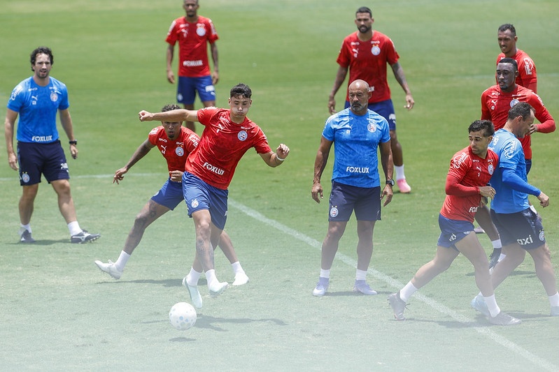 Santos x Bahia: onde assistir, horário e prováveis escalações de duelo pelo Brasileirão