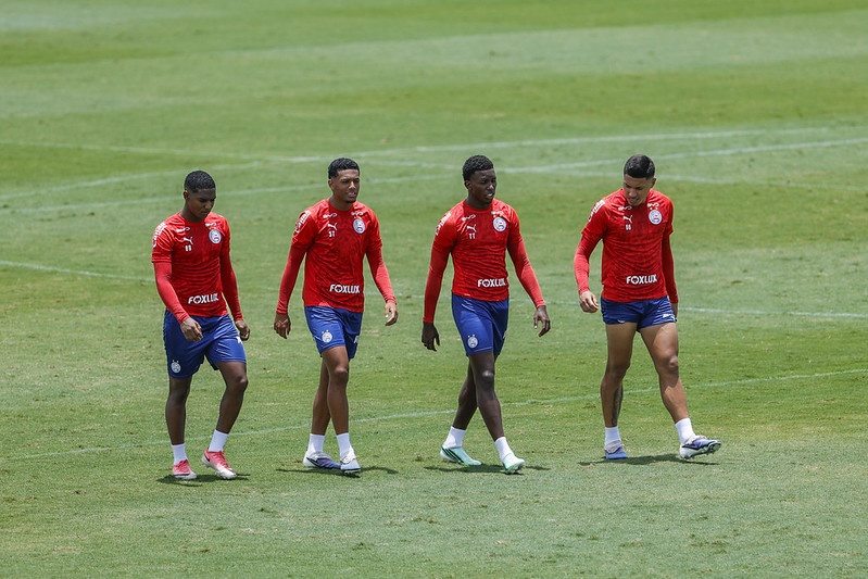 Jogadores formados no Bahia têm apenas 0,3% dos minutos no Brasileirão, aponta CIES