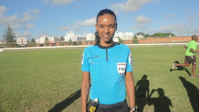 'Estamos conseguindo quebrar esse tabu', comemora árbitra baiana sobre preconceito 6