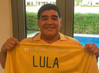 ApÃ³s prisÃ£o decretada, Maradona manifesta apoio ao ex-presidente Lula