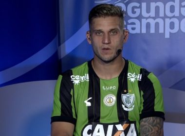 Mesmo em boa fase do América-MG, Rafael Moura admite que briga é para não cair