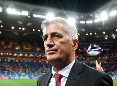 Técnico da Suíça sai em defesa da arbitragem: 'Foram situações claras'