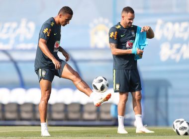 Danilo fica à disposição de Tite, mas Marcelo é dúvida e Douglas Costa segue vetado