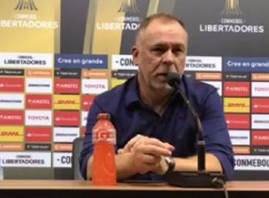 Mano Menezes brinca após classificação dramática do Cruzeiro na Libertadores