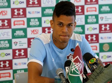 Com salário atrasado, Richard cobra diretoria do Fluminense: ‘É nosso ganha pão’