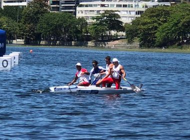 Isaquias Queiroz vence Sebastián Brendel em desafio de canoagem no Rio de Janeiro