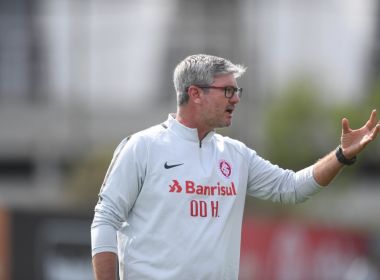 Odair Hellmann mantém mistério e não confirma D’Alessandro no time titular 