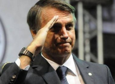 Palmeiras convida Bolsonaro para ver jogo da entrega da taÃ§a do BrasileirÃ£o