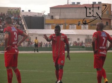Bahia de Feira acerta contratação do volante Capone