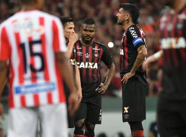 Após conquista, Nikão faz desabafo e revela luta contra alcoolismo: 'Me libertei disso'
