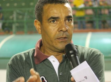 Evandro Guimarães deixa o comando do Flu de Feira