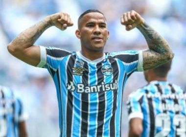 Oferta do Grêmio por Vizeu mostra insatisfação de Renato Gaúcho com Jael e André