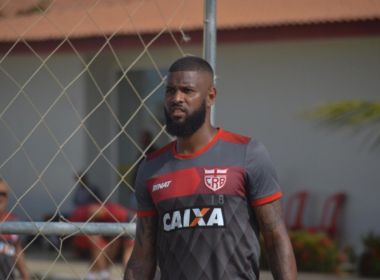 'Temos que segurar a pressão', diz zagueiro do CRB sobre estreia contra o Bahia