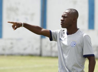 No comando interino do Confiança, Geraldo Moreira não pretende seguir como técnico