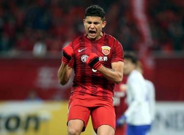 Elkeson e Ricardo Goulart aceitam se naturalizar para jogar pela seleção da China