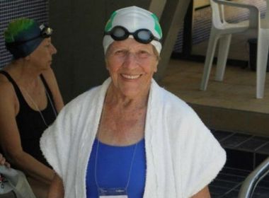 Mineira de 100 anos bate recorde mundial na nataÃ§Ã£o