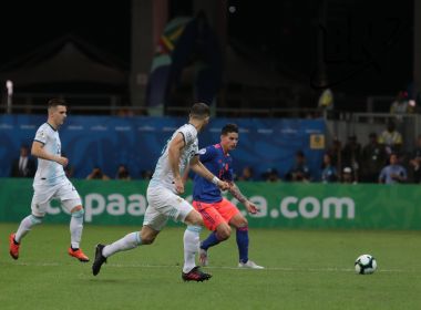 Fora dos planos do Real Madrid, James Rodrigues evita falar do futuro: 'Não sei'