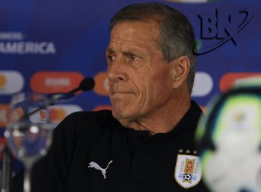 Tabárez ignora retrospecto do Uruguai e prega respeito ao Peru: 'Rival de qualidade'