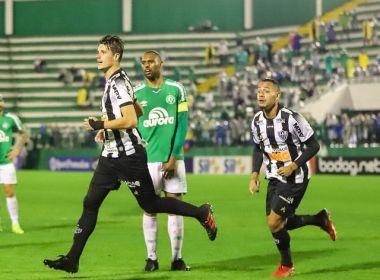 Próximo adversário do Bahia, Chapecoense tem desempenho ruim em casa