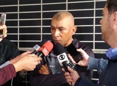Técnico do Figueirense detona diretoria e diz que time pode não enfrentar o Vitória
