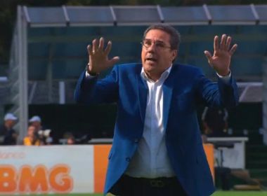 Árbitro relata na súmula canto homofóbico vindo da torcida do Vasco