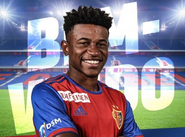 Recém-chegado ao Basel, Ramires comenta chance na Europa: 'Sensação inexplicável'