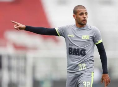 Com novidades da base e Clayton, Vasco divulga relacionados para pegar o Bahia