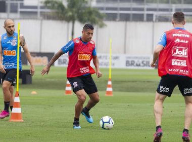 Fábio Carille fecha treino e relaciona 23 jogadores para confronto contra Bahia