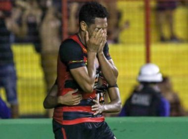 'O campeonato já está resolvido, estou tranquilo', diz Hernane sobre lesão no rosto