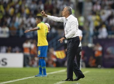 Tite revela discussão com Messi durante amistoso: 'Me mandou calar a boca'