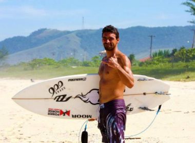 Bicampeão brasileiro, surfista morre durante prova em Saquarema no Rio de Janeiro