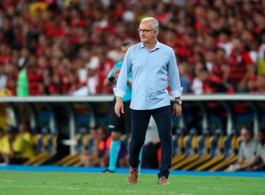 Athletico-PR anuncia contratação do técnico Dorival Júnior para a próxima temporada