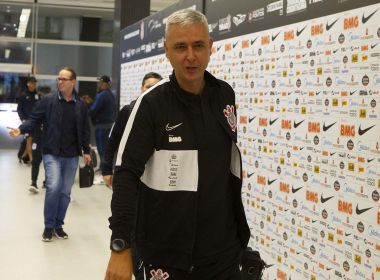 Tiago Nunes elogia atuação do Corinthians e admite frio na barriga em estreia